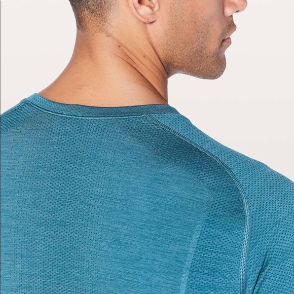 🍋Lululemon Metal Vent Tech Long Sleeve🍋 - Picture 5 of 11